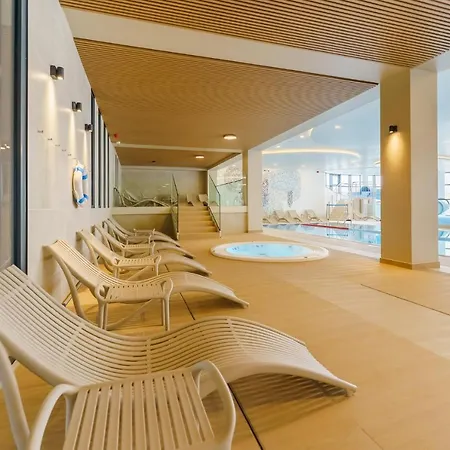 Faro Polanki Aqua 4 Baseny W Cenie Pools Im Preis Aparthotel 3*